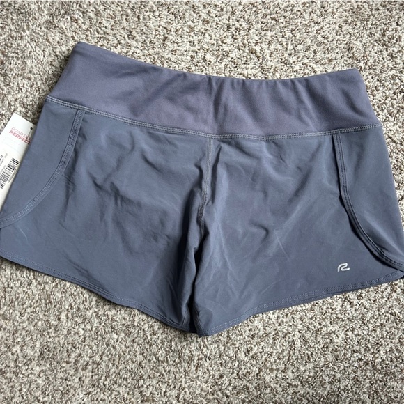 NWT Road Runner Blue Grey R-Gear Outspace 5” Short Running Workout Activewear - Picture 5 of 6